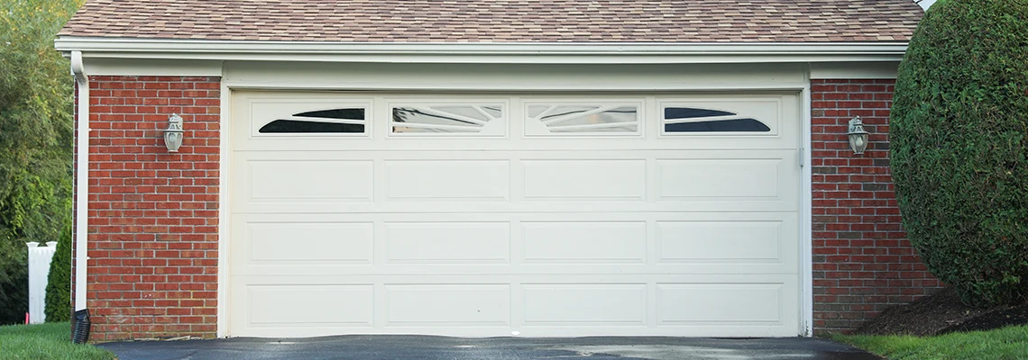 Residential Garage Door Hurricane-Proofing in East St. Louis, Illinois